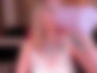 Live cam show with MollySunders - Dildo on Gym Cam Girls