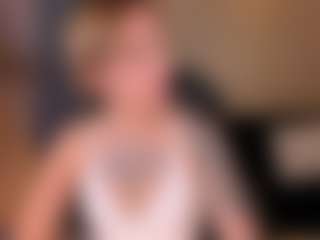 Live cam show with MollySunders - Thong on SinfulBabes