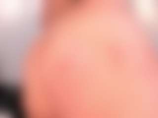 Live cam show with MollySunders - Petite on EXY