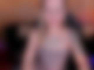 Spettacolo in cam dal vivo con MollySunders - Blonde Hair Small Tits su Camsoda