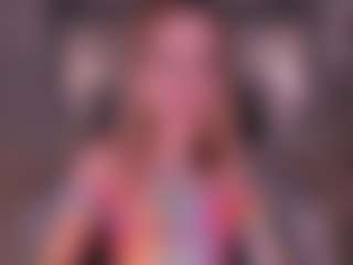 Live cam show with MollySunders - Public on milfzrlive.com