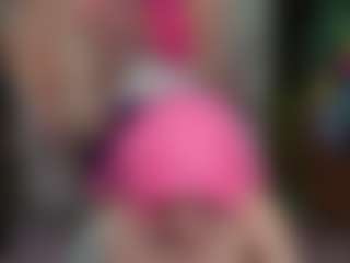 Saramoon97's Live Sex Cam Show
