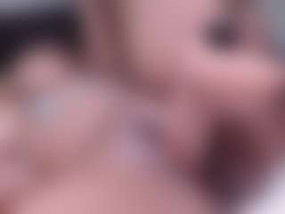 Squirtdoll's Live Sex Cam Show