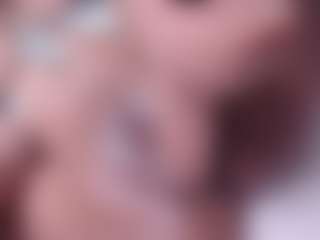 Squirtdoll's Live Sex Cam Show
