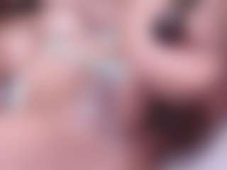 Live cam show with Squirtdoll - HD on Camming Site