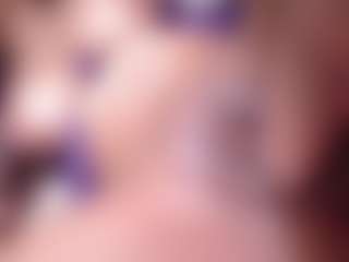 Squirtdoll's Live Sex Cam Show
