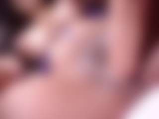 Live cam show with Squirtdoll - Solo on Soda Cam