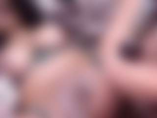 Live cam show with Squirtdoll - Public Ebony on CamClone