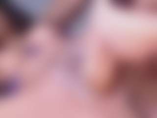 Live cam show with Squirtdoll - Public Ebony on xDating