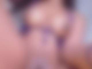 Live cam show with Squirtdoll - Ebony on SmokeAndPoke | spain