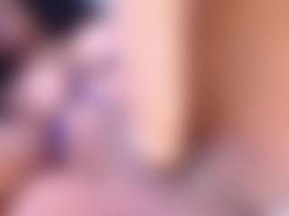 Live cam show with Squirtdoll - Fingering on Camsoda