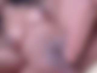 Squirtdoll's Live Sex Cam Show