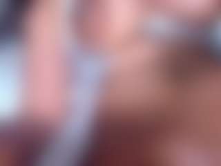 Live cam show with Squirtdoll - Black BBW on live.xbliss.ai
