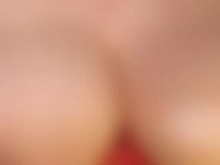 Live cam show with YourBustyKatty - Mature on Fit Hotties