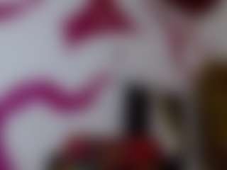 Live cam show with alish-mistress - Smoking on madthumbs