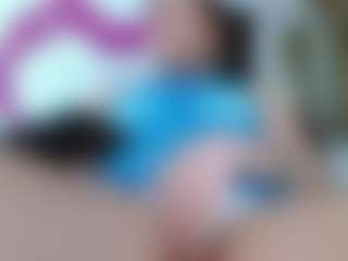 Live cam show with alish-mistress - Tease on Camsoda