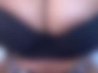 aurora's Live Sex Cam Show