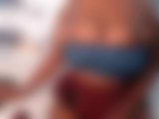 aurora's Live Sex Cam Show