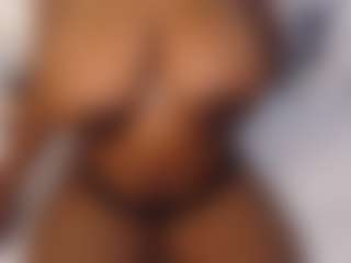 aurora's Live Sex Cam Show