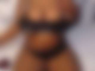 aurora's Live Sex Cam Show