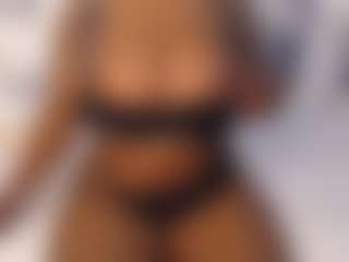 aurora's Live Sex Cam Show