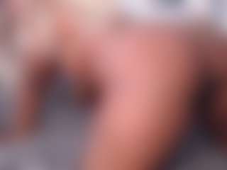 aurora's Live Sex Cam Show