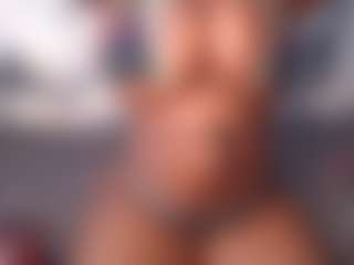 aurora's Live Sex Cam Show