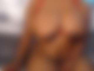 aurora's Live Sex Cam Show