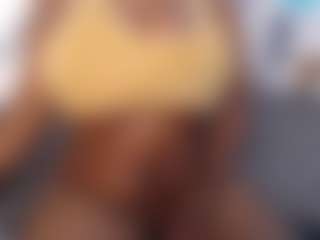 Live cam show with aurora - BBW Big Tits on livesuperchat.net