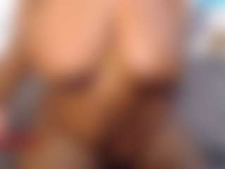 aurora's Live Sex Cam Show