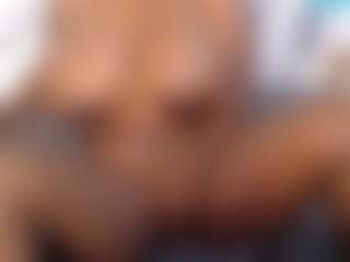 aurora's Live Sex Cam Show