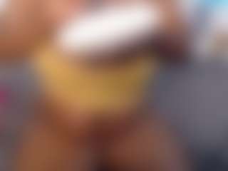 aurora's Live Sex Cam Show