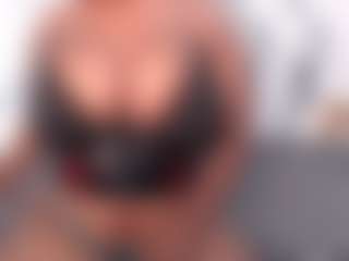 aurora's Live Sex Cam Show