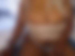 aurora's Live Sex Cam Show