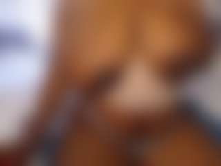 aurora's Live Sex Cam Show