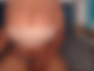 aurora's Live Sex Cam Show