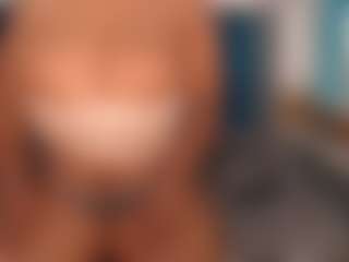 aurora's Live Sex Cam Show