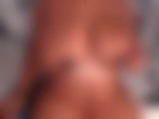 aurora's Live Sex Cam Show