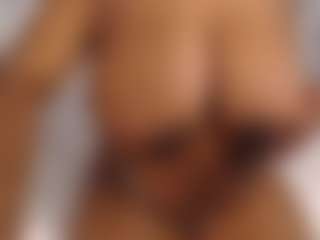aurora's Live Sex Cam Show