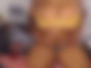 aurora's Live Sex Cam Show