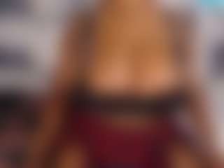 aurora's Live Sex Cam Show