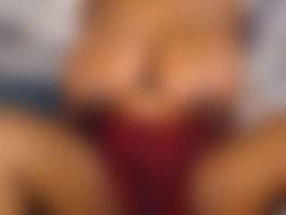 aurora's Live Sex Cam Show