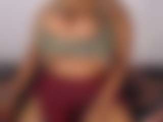 aurora's Live Sex Cam Show
