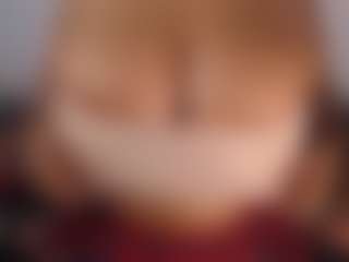 aurora's Live Sex Cam Show