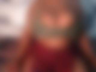 aurora's Live Sex Cam Show
