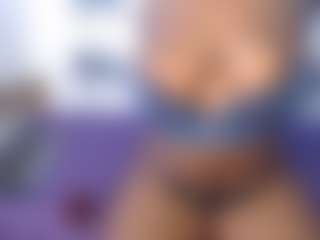 aurora's Live Sex Cam Show