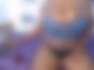 aurora's Live Sex Cam Show