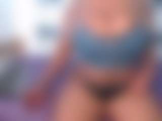 aurora's Live Sex Cam Show