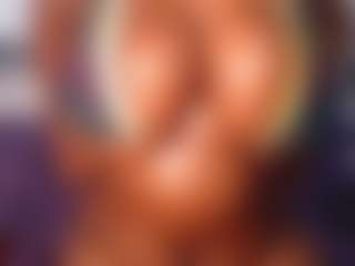 aurora's Live Sex Cam Show