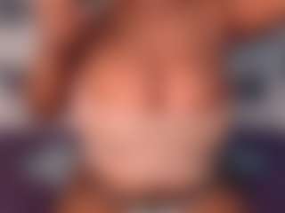 aurora's Live Sex Cam Show